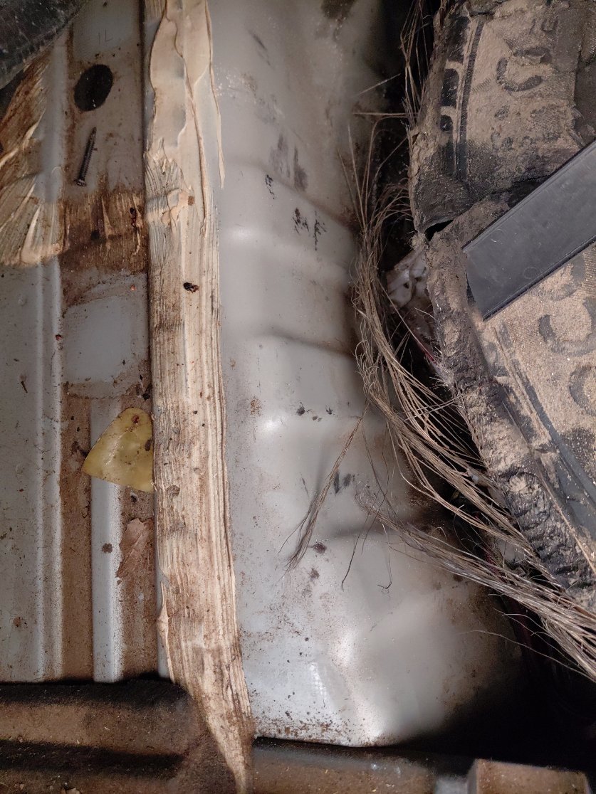 تويوتا يارس Y FLT 2021 image