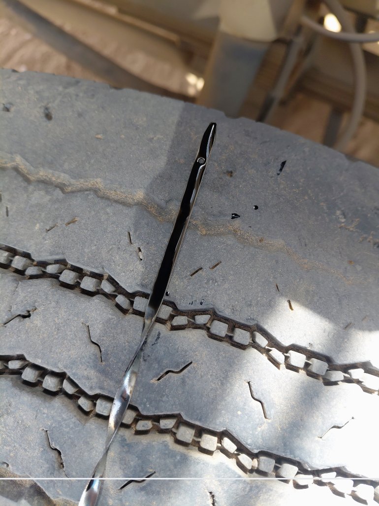 ايسوزو ريوارد ان بي بكب نصف نقل - حمولة المركبة 3 طن 2012 image