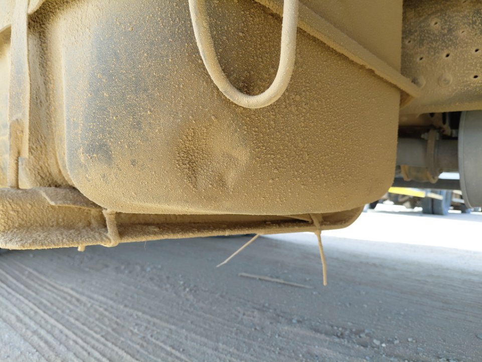 ايسوزو ريوارد ان بي شاحنة بثلاجة  - حمولة المركبة 3 طن 2015 image