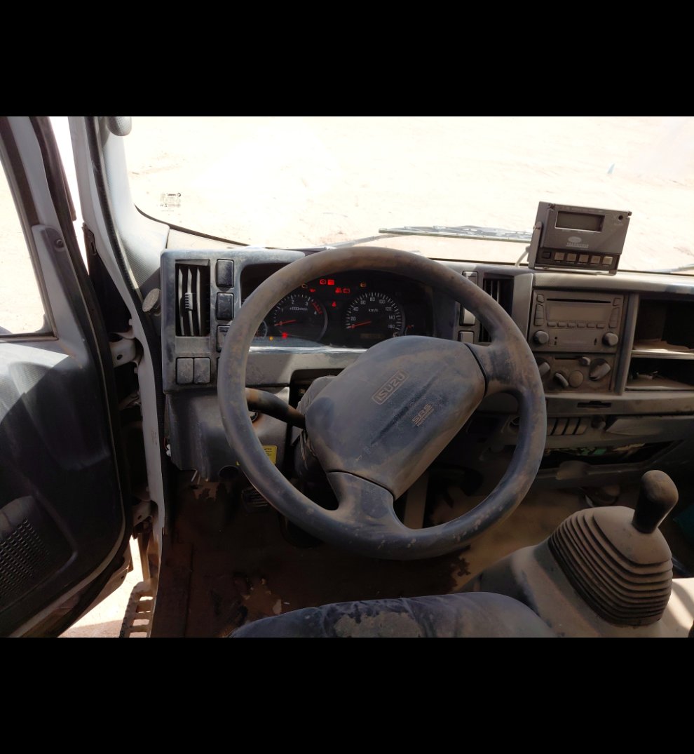 ايسوزو ريوارد ان بي بكب نصف نقل - حمولة المركبة 3 طن 2014 image