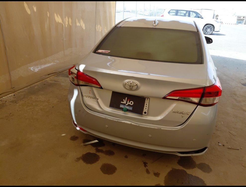 تويوتا يارس Y FLT 2021 image