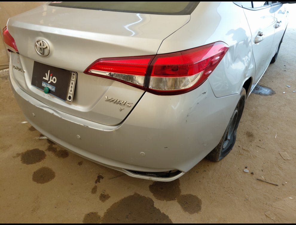 تويوتا يارس Y FLT 2021 image