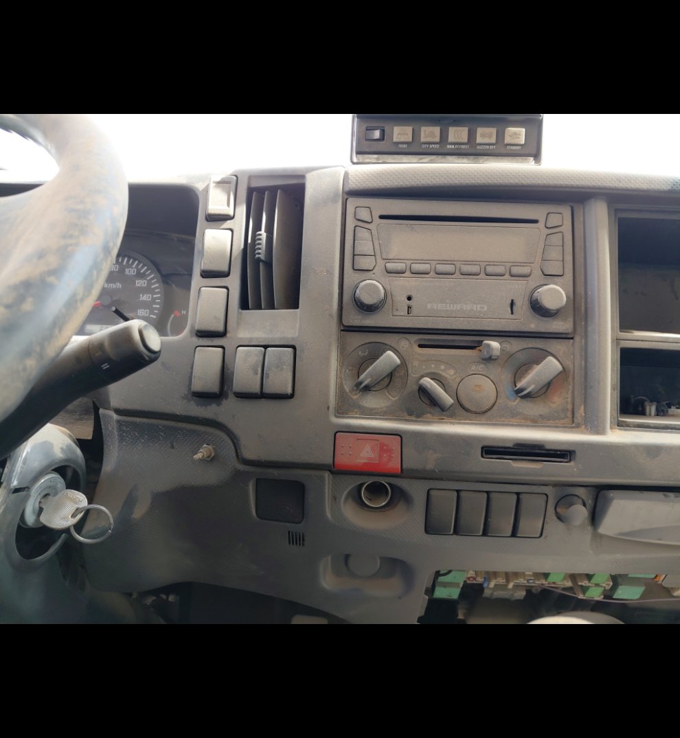 ايسوزو ريوارد ان بي بكب نصف نقل - حمولة المركبة 3 طن 2014 image