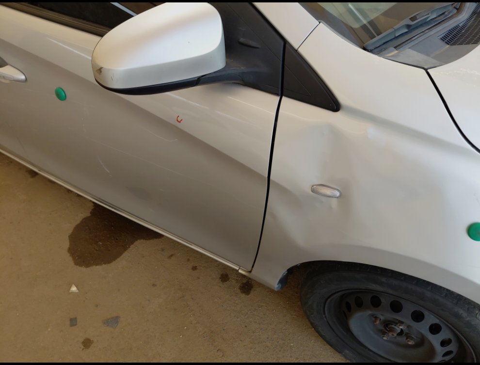 تويوتا يارس Y FLT 2021 image