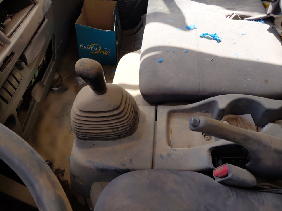 ايسوزو ريوارد ان بي بكب نصف نقل - حمولة المركبة 3 طن 2014 image