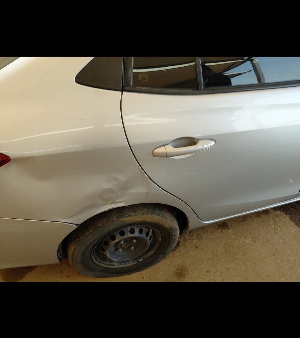 تويوتا يارس Y FLT 2021 image