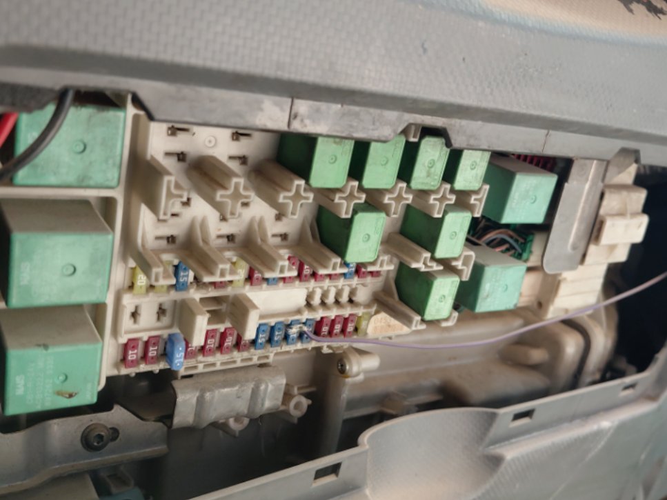 ايسوزو ريوارد ان بي بكب نصف نقل - حمولة المركبة 3 طن 2014 image