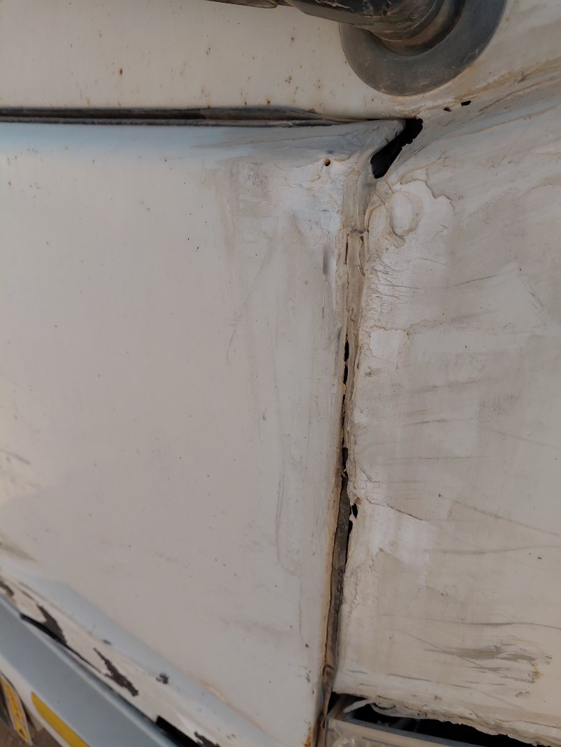 ايسوزو ريوارد ان بي شاحنة بثلاجة  - حمولة المركبة 3 طن 2015 image