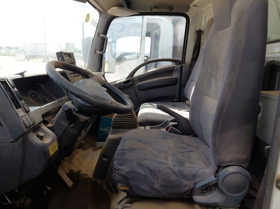 ايسوزو ريوارد ان بي بكب نصف نقل - حمولة المركبة 3 طن 2014 image