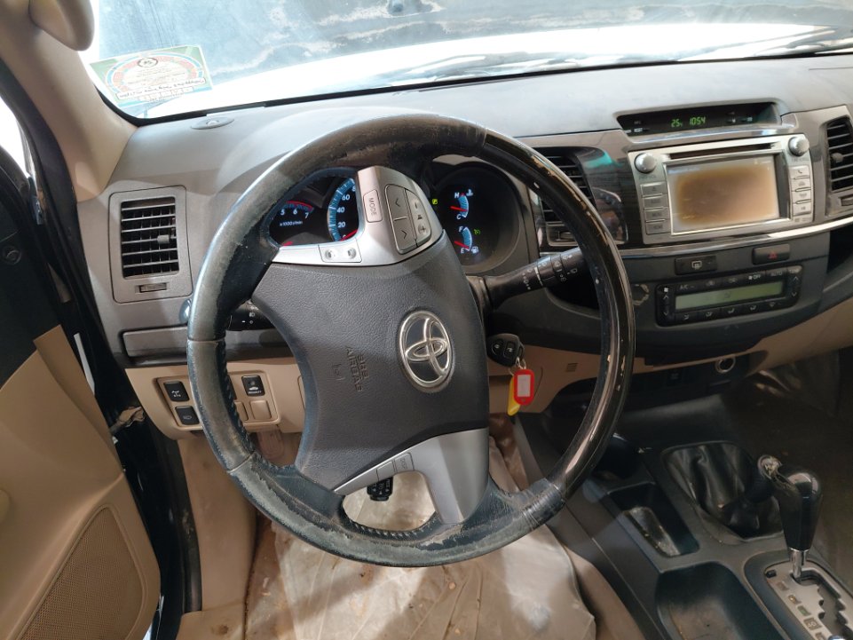 تويوتا فورتشنر VX 1 2015 image