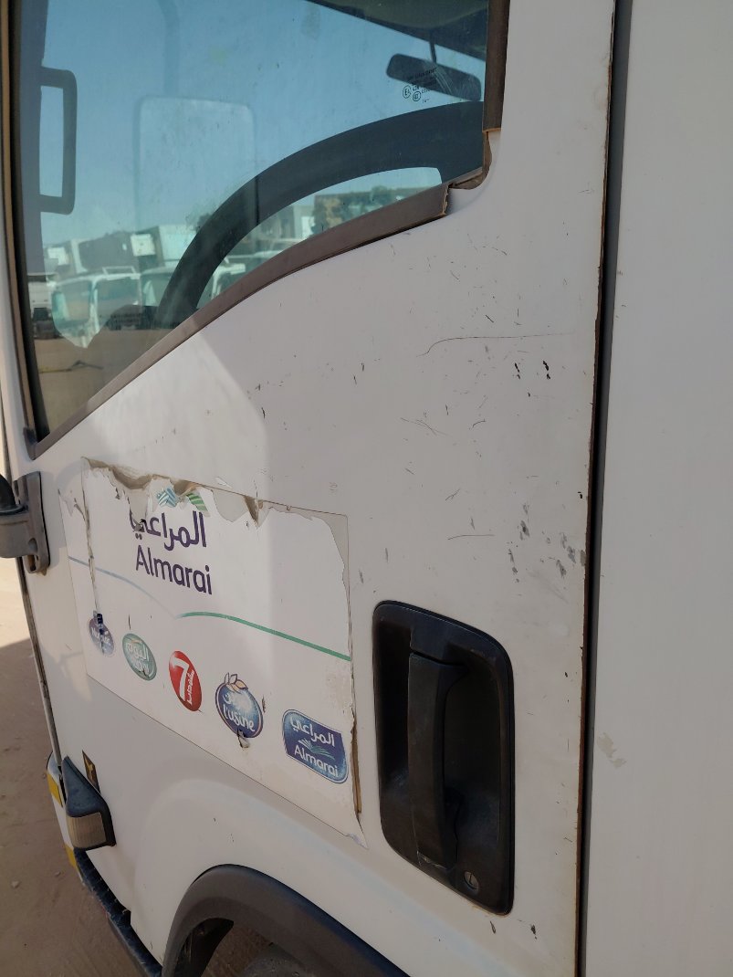 ايسوزو ريوارد ان بي شاحنة بثلاجة  - حمولة المركبة 3 طن 2015 image