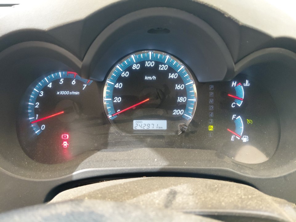 تويوتا فورتشنر VX 1 2015 image