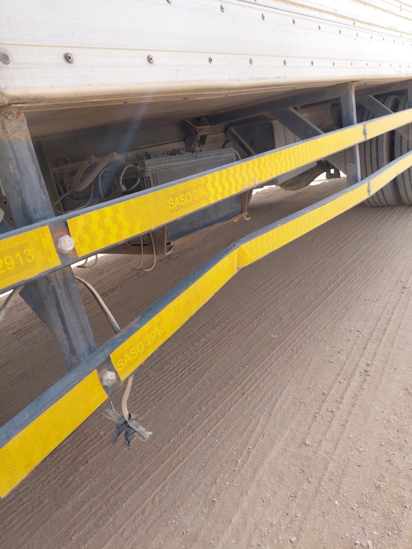 ايسوزو ريوارد ان بي شاحنة بثلاجة  - حمولة المركبة 3 طن 2015 image