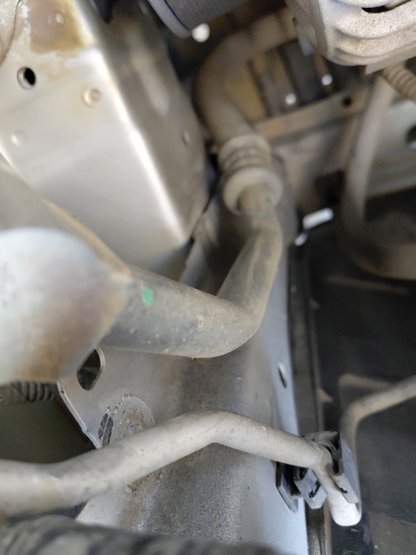 تويوتا يارس Y FLT 2021 image