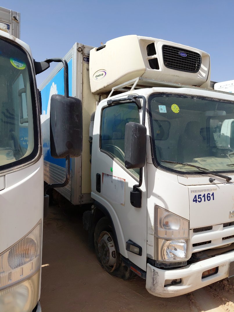 ايسوزو ريوارد ان بي بكب نصف نقل - حمولة المركبة 3 طن 2014 image