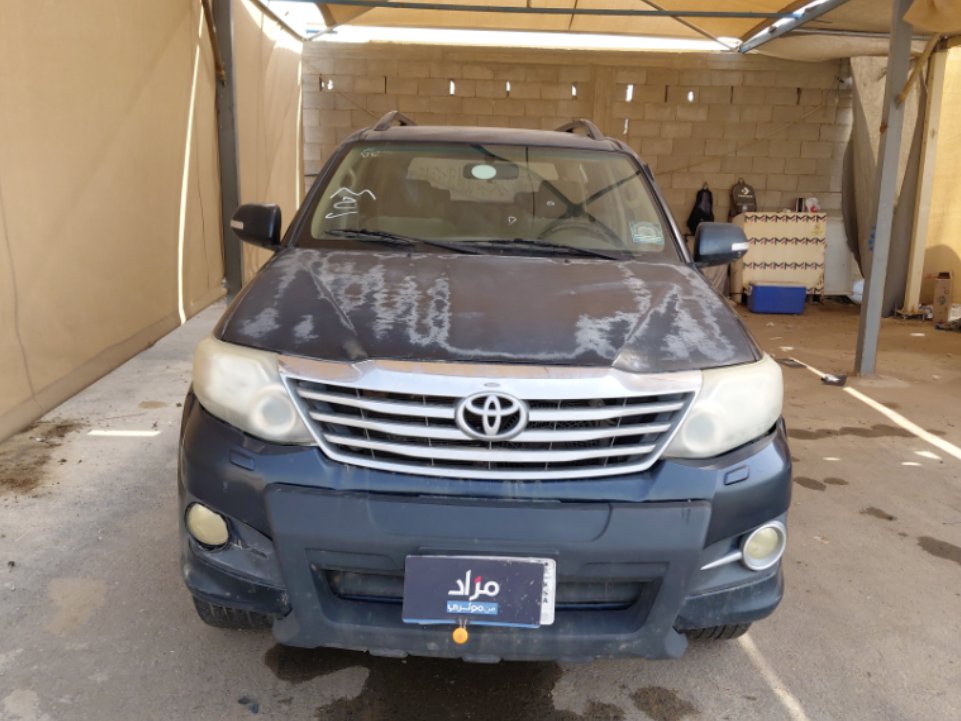 تويوتا فورتشنر VX 1 2015