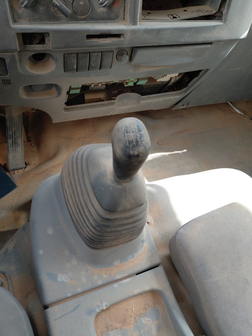 ايسوزو ريوارد ان بي بكب نصف نقل - حمولة المركبة 3 طن 2014 image