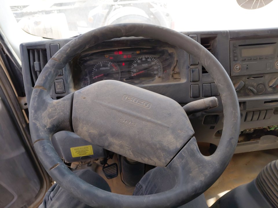 ايسوزو ريوارد ان بي بكب نصف نقل - حمولة المركبة 3 طن 2014 image