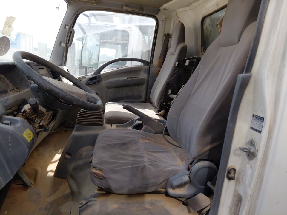 ايسوزو ريوارد ان بي بكب نصف نقل - حمولة المركبة 3 طن 2014 image