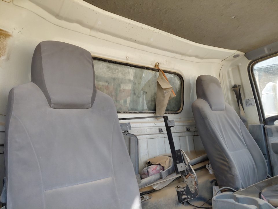 ايسوزو ريوارد ان بي بكب نصف نقل - حمولة المركبة 3 طن 2014 image