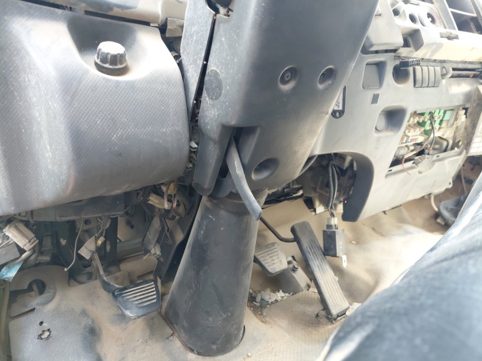 ايسوزو ريوارد ان بي بكب نصف نقل - حمولة المركبة 3 طن 2013 image