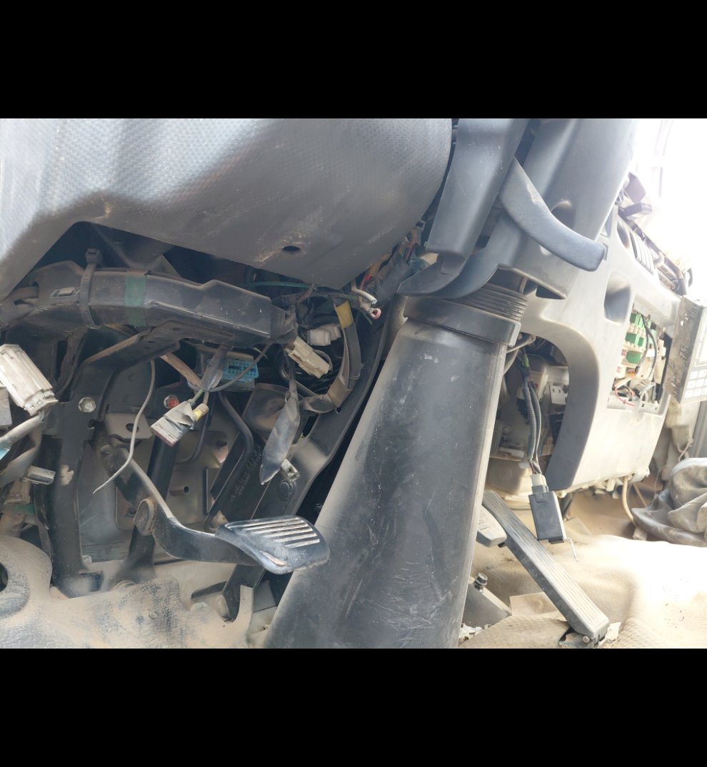 ايسوزو ريوارد ان بي بكب نصف نقل - حمولة المركبة 3 طن 2013 image