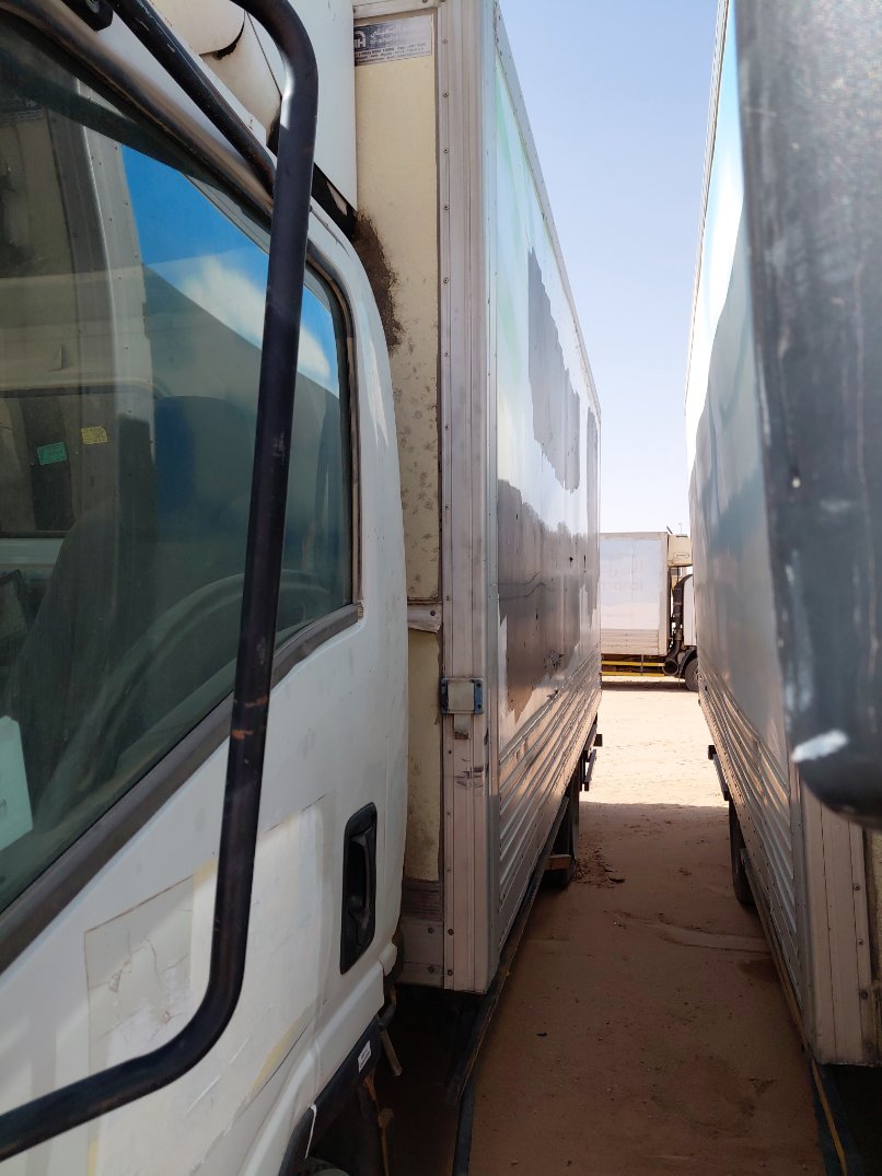 ايسوزو ريوارد ان بي بكب نصف نقل - حمولة المركبة 3 طن 2013 image