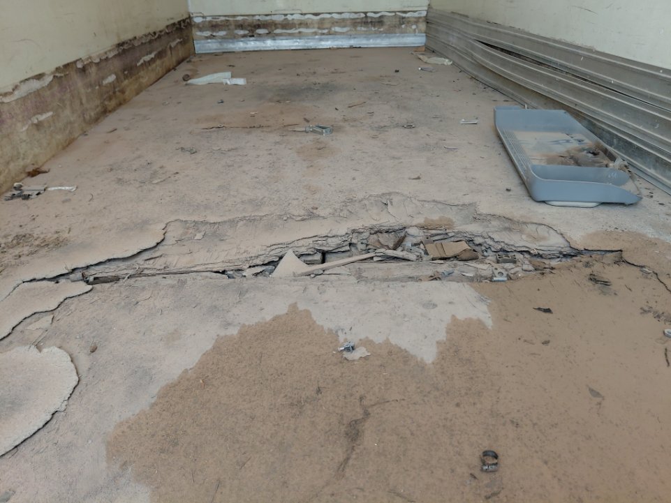 ايسوزو ريوارد ان بي بكب نصف نقل - حمولة المركبة 3 طن 2014 image