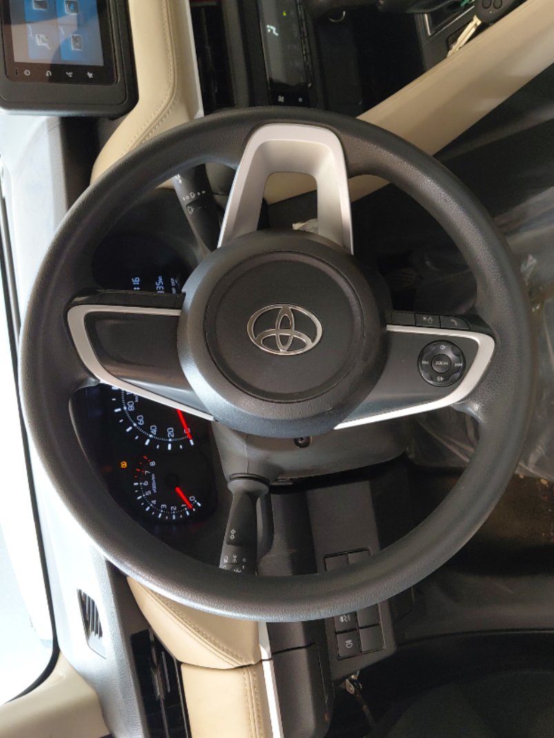 تويوتا يارس Y 2024 image