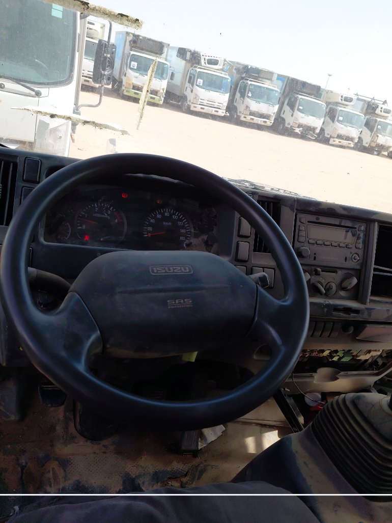 ايسوزو ريوارد ان بي بكب نصف نقل - حمولة المركبة 3 طن 2014 image