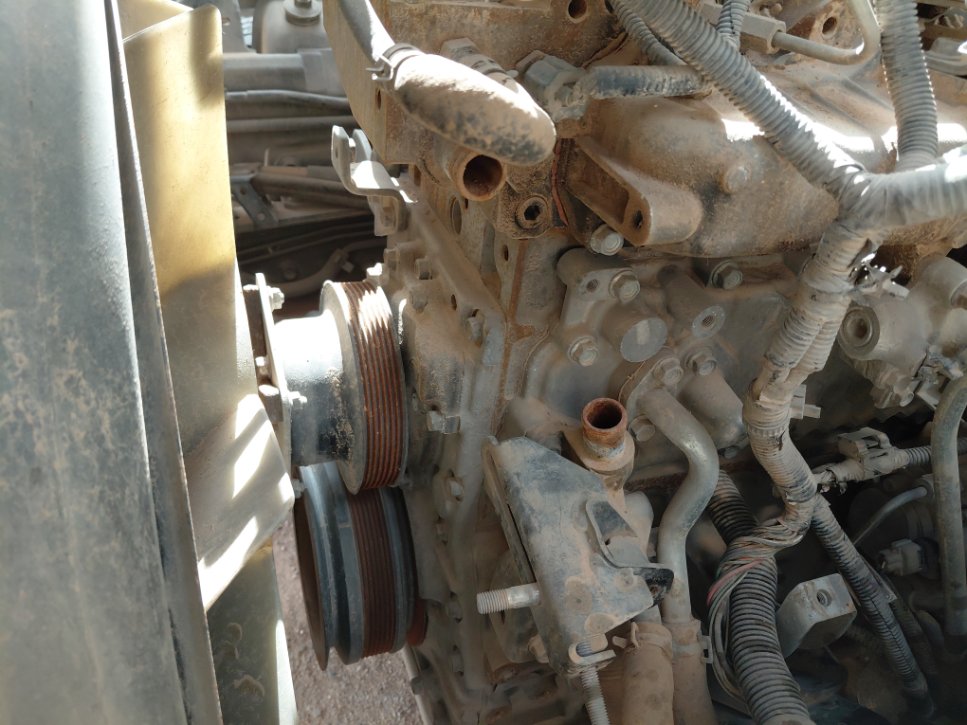 ايسوزو ريوارد ان بي بكب نصف نقل - حمولة المركبة 3 طن 2013 image