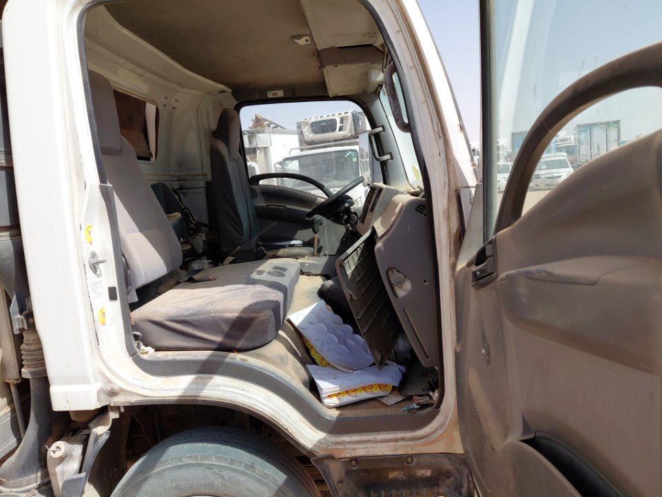 ايسوزو ريوارد ان بي بكب نصف نقل - حمولة المركبة 3 طن 2014 image