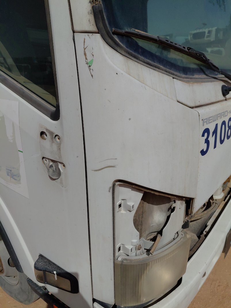 ايسوزو ريوارد ان بي بكب نصف نقل - حمولة المركبة 3 طن 2014 image