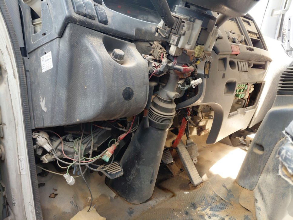 ايسوزو ريوارد ان بي بكب نصف نقل - حمولة المركبة 3 طن 2013 image