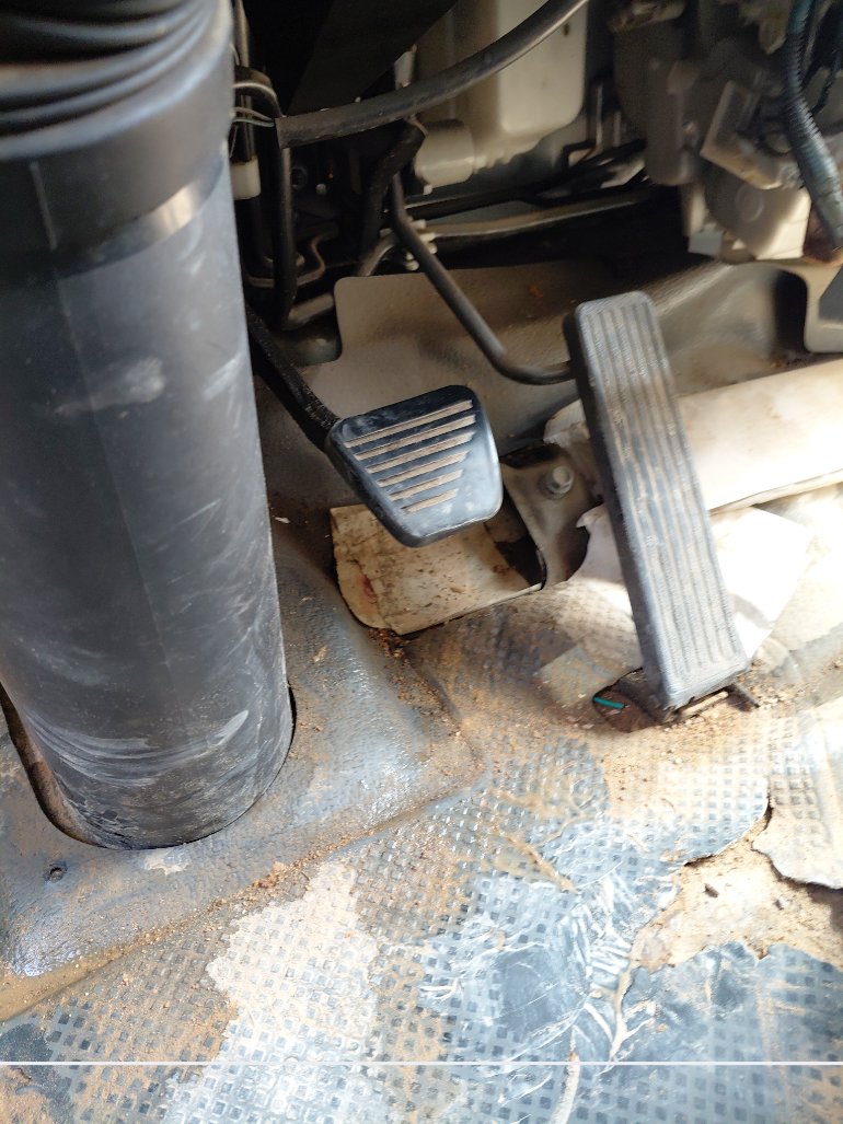 ايسوزو ريوارد ان بي بكب نصف نقل - حمولة المركبة 3 طن 2014 image