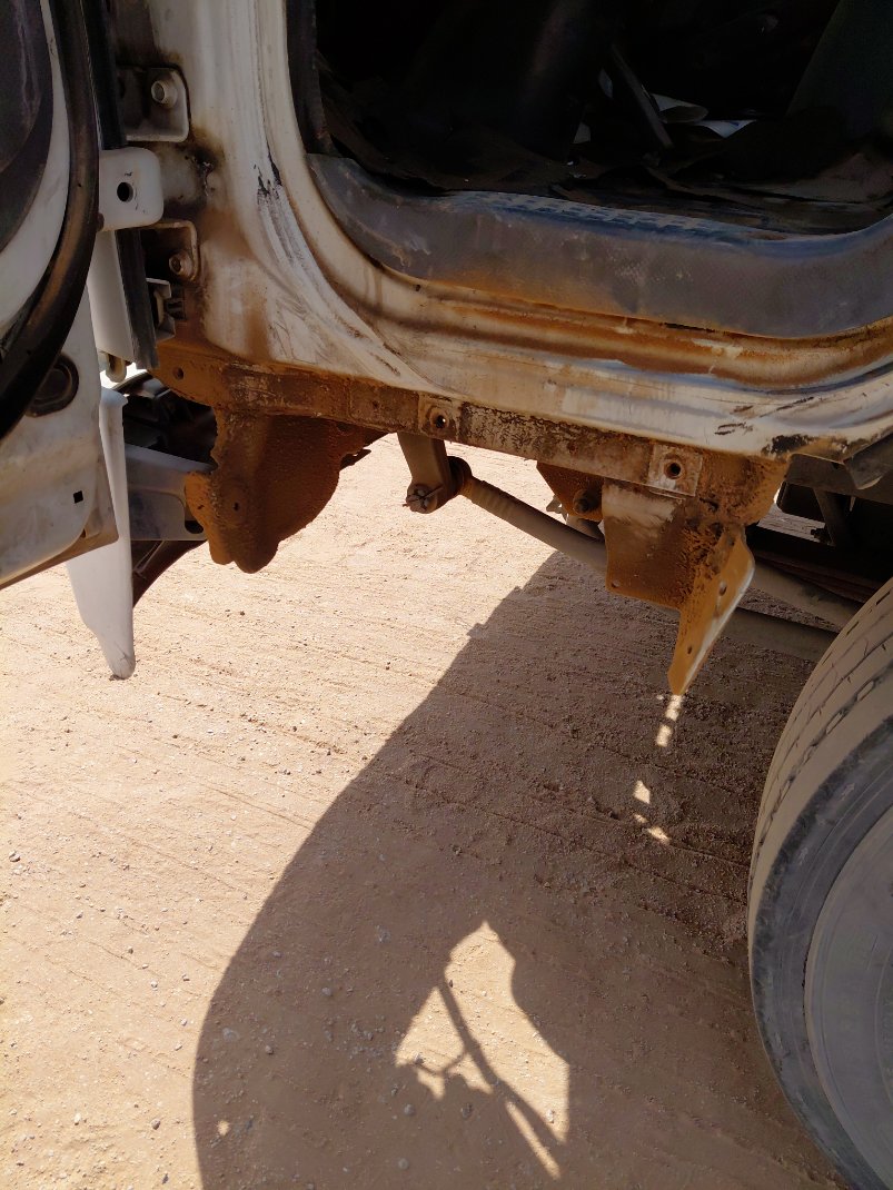 ايسوزو ريوارد ان بي بكب نصف نقل - حمولة المركبة 3 طن 2014 image