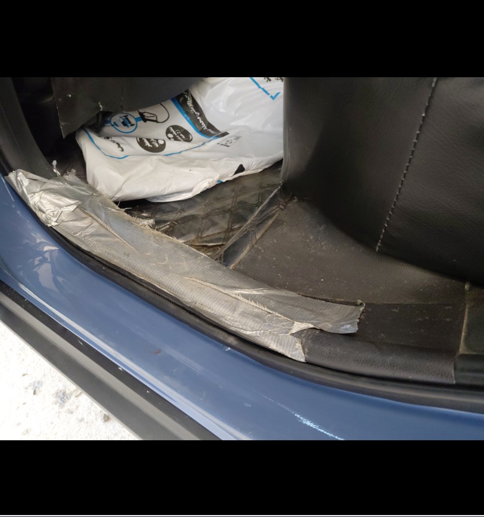 تويوتا راف فور LE 2023 image