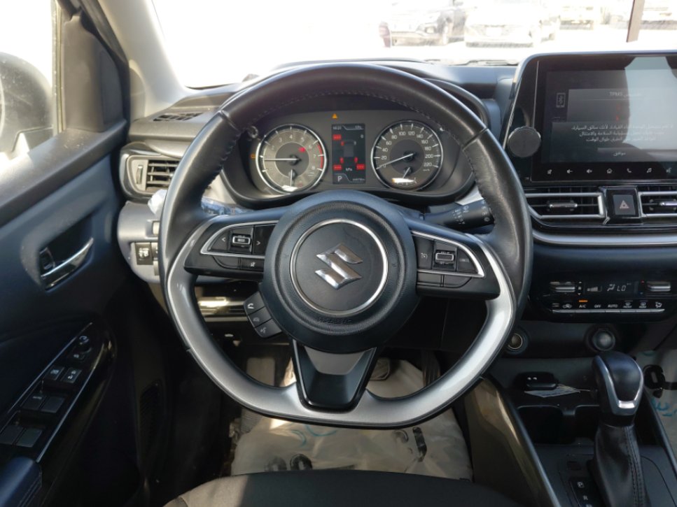 سوزوكي بالينو GLX 2024 image