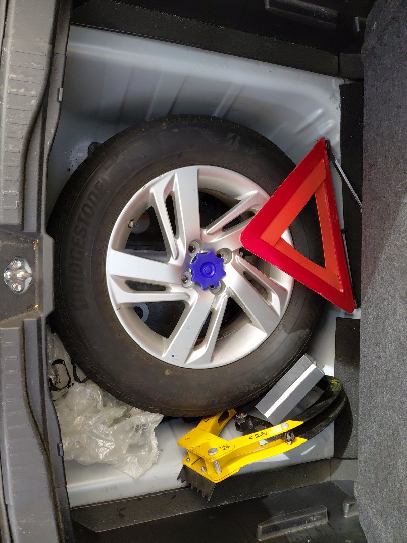 Toyota RAIZE XLE 2024 image