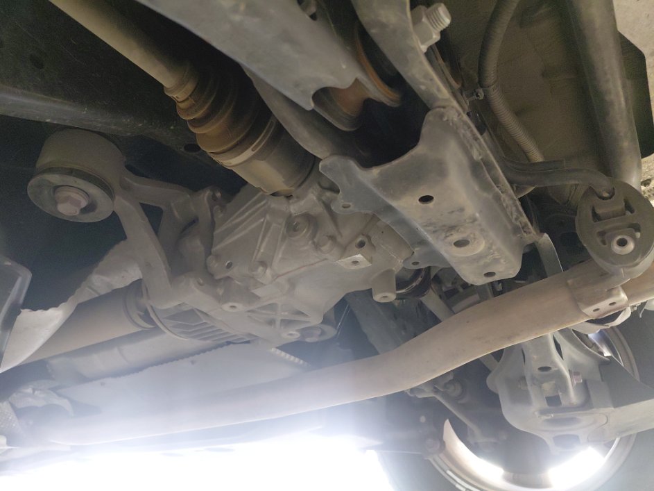 تويوتا راف فور LE 2023 image