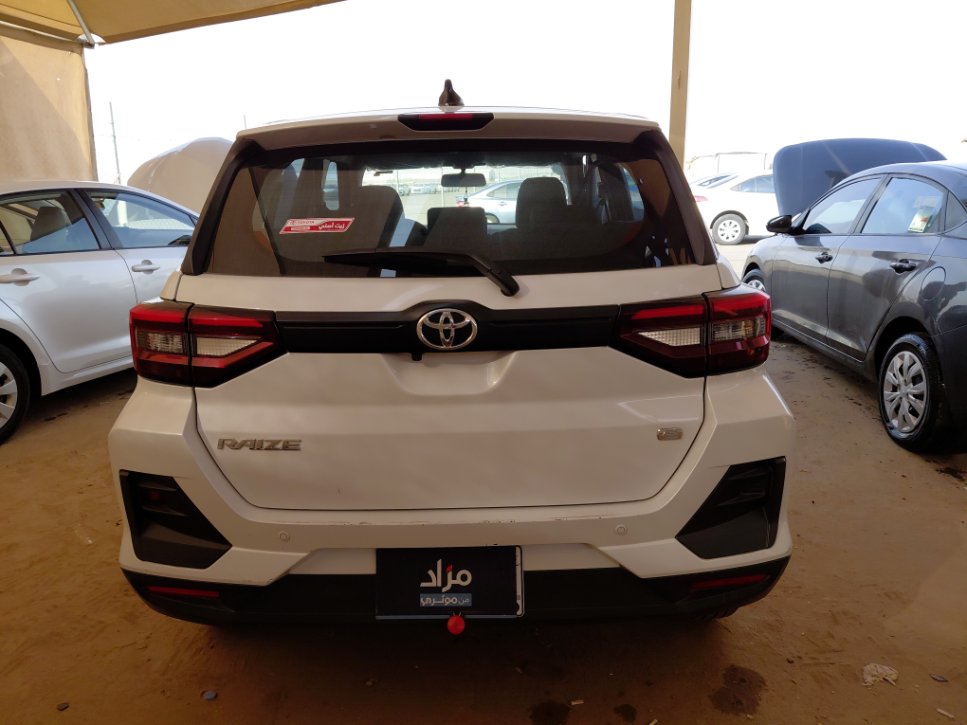 Toyota RAIZE XLE 2024 image