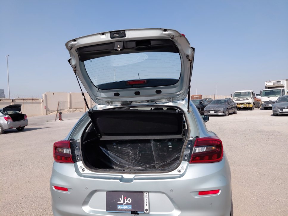 سوزوكي بالينو GLX 2024 image