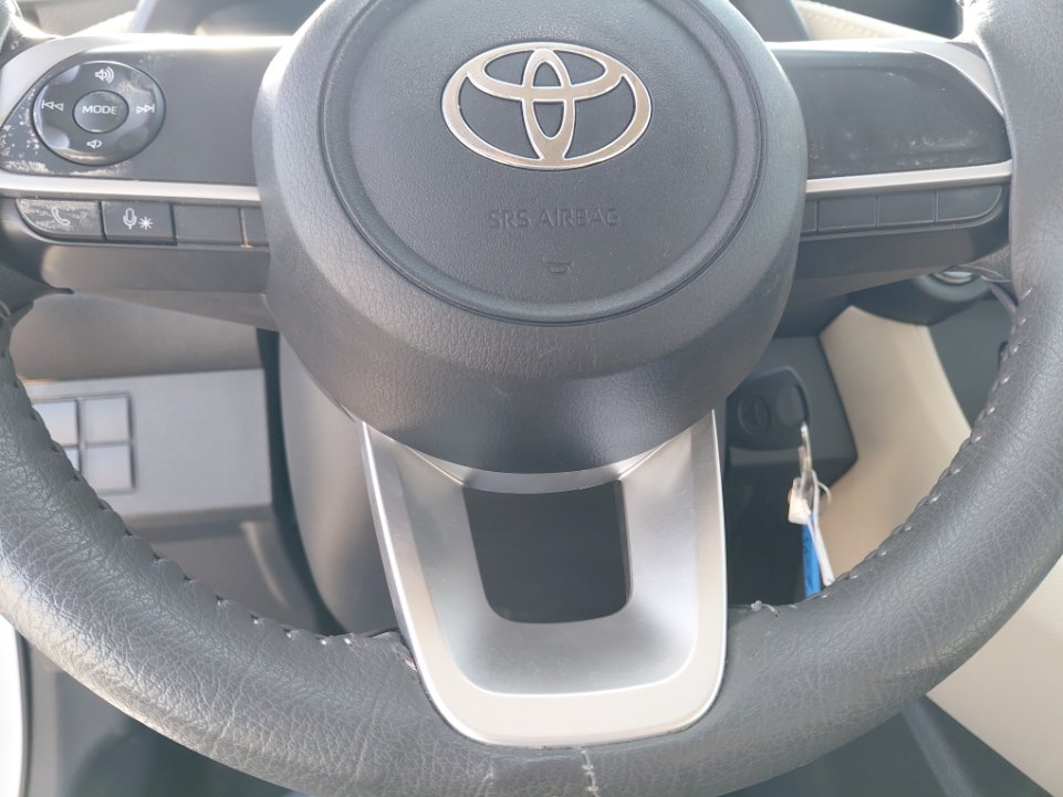 Toyota Yaris Y 2024 image