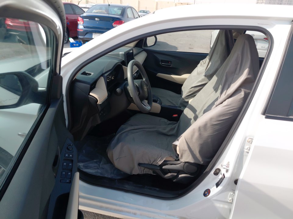 Toyota Yaris Y 2024 image