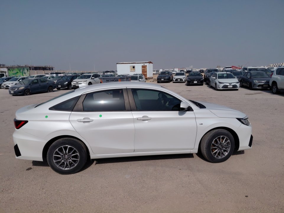 Toyota Yaris Y 2024 image