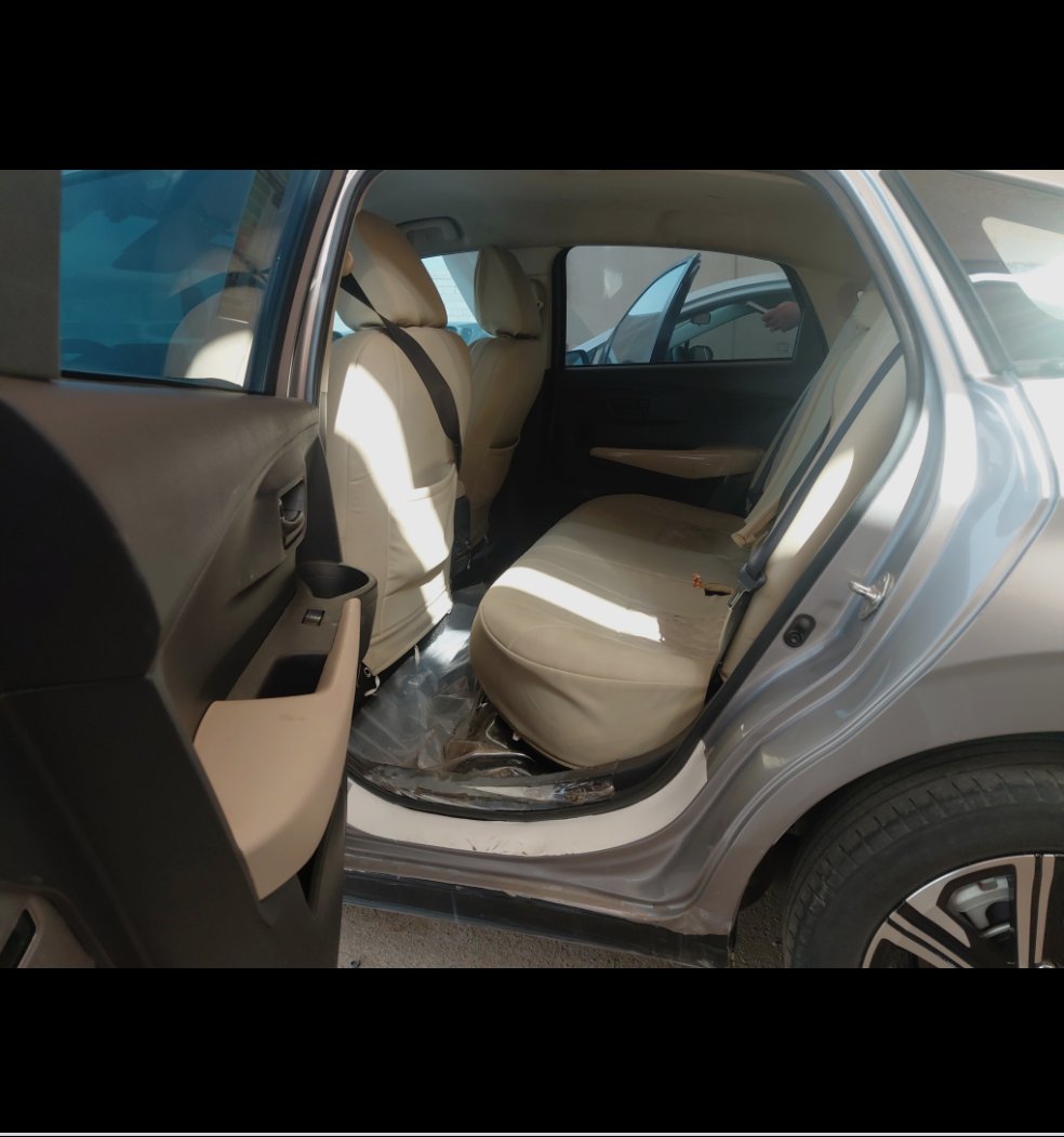 تويوتا يارس Y PLUS 2023 image