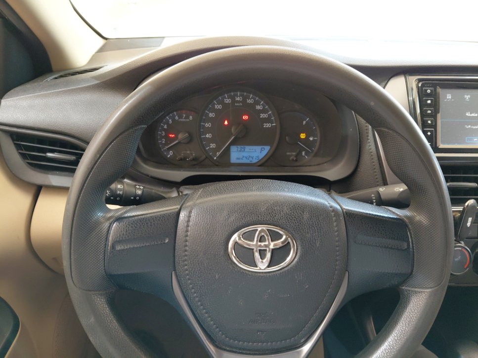 Toyota Yaris Y 2022 image