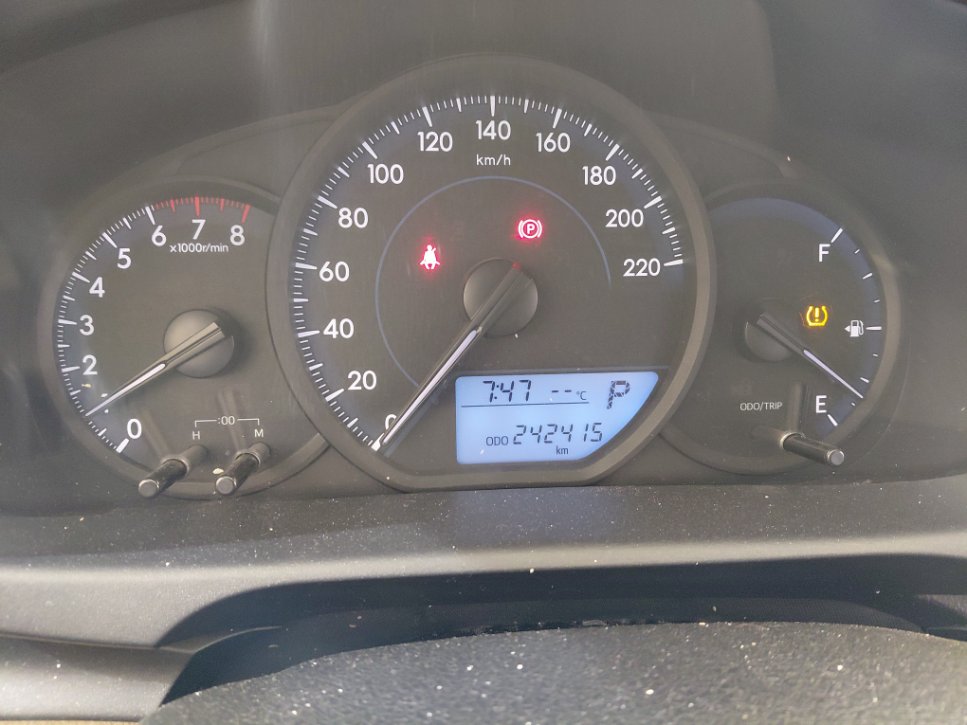 Toyota Yaris Y 2022 image