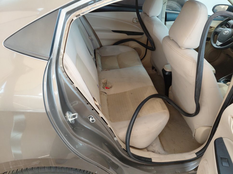 Toyota Yaris Y 2022 image