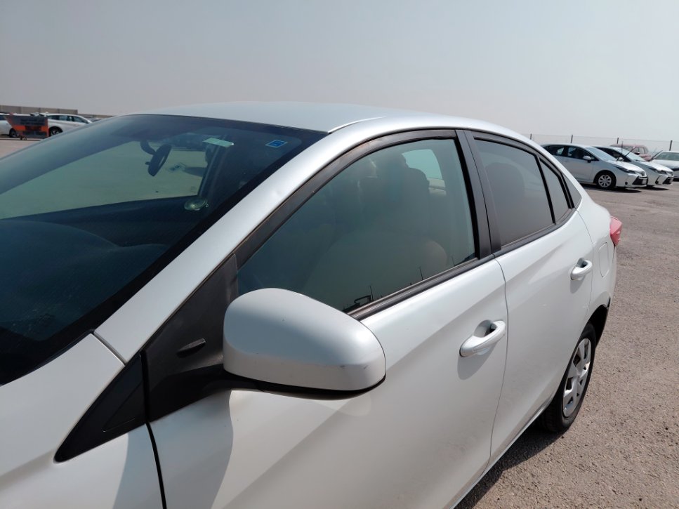 Toyota Yaris Y 2021 image